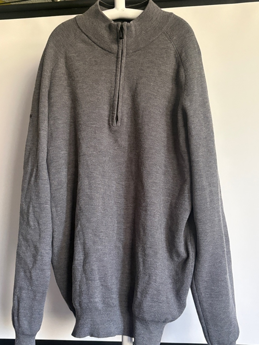 Galvin Green Men's 3/4 Zip-Neck Sweater in Gray
